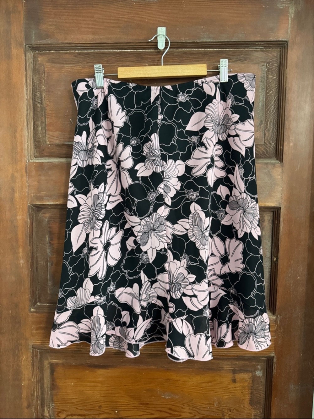 Worthington Women's Black & Light Pink Floral A-Line Skirt size 14
